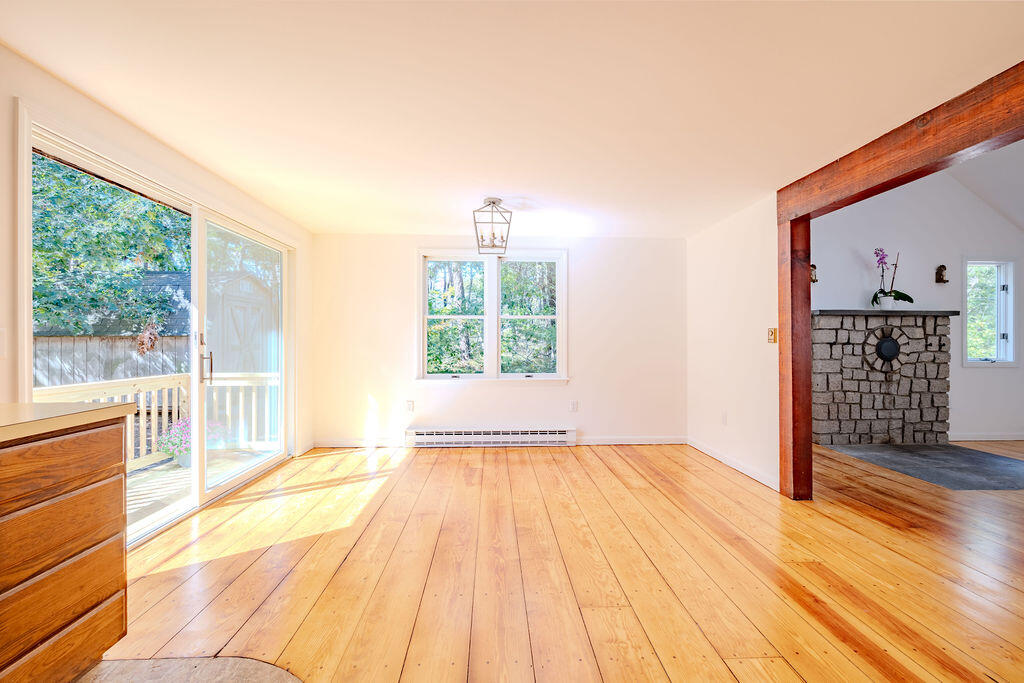 100 East Hill Road Wellfleet, MA 02667 - Photo 14 of 53 100_East_Hill-28