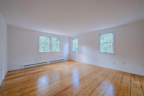 $879,000 | 100 East Hill Road, Wellfleet, MA 02667