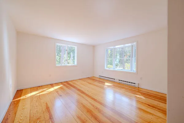 $879,000 | 100 East Hill Road, Wellfleet, MA 02667