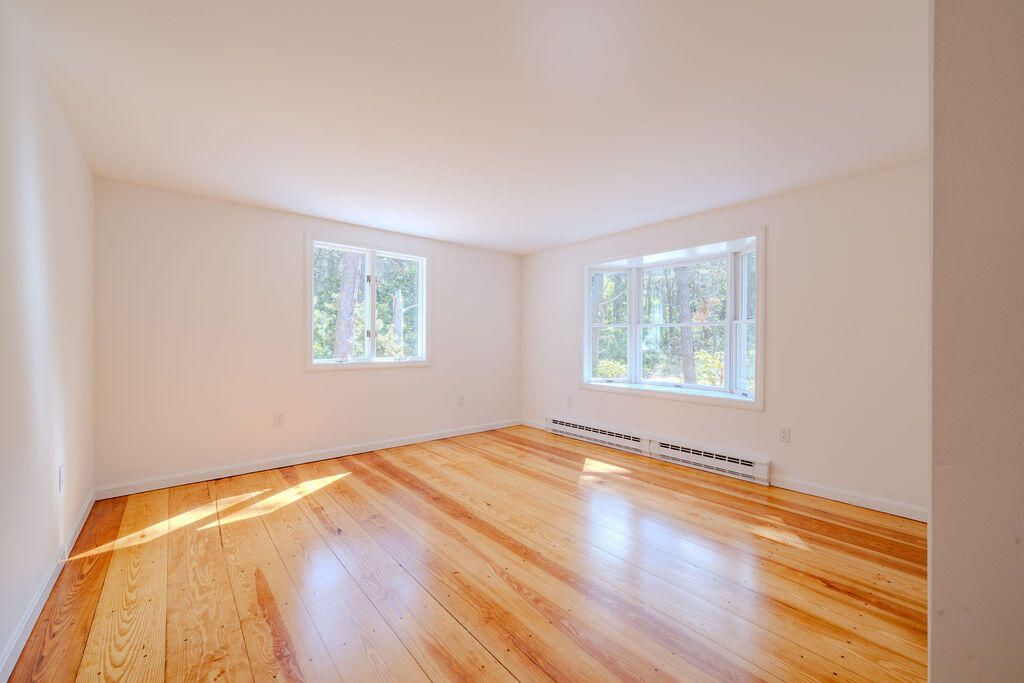 100 East Hill Road Wellfleet, MA 02667 - Photo 26 of 53 100_East_Hill-32