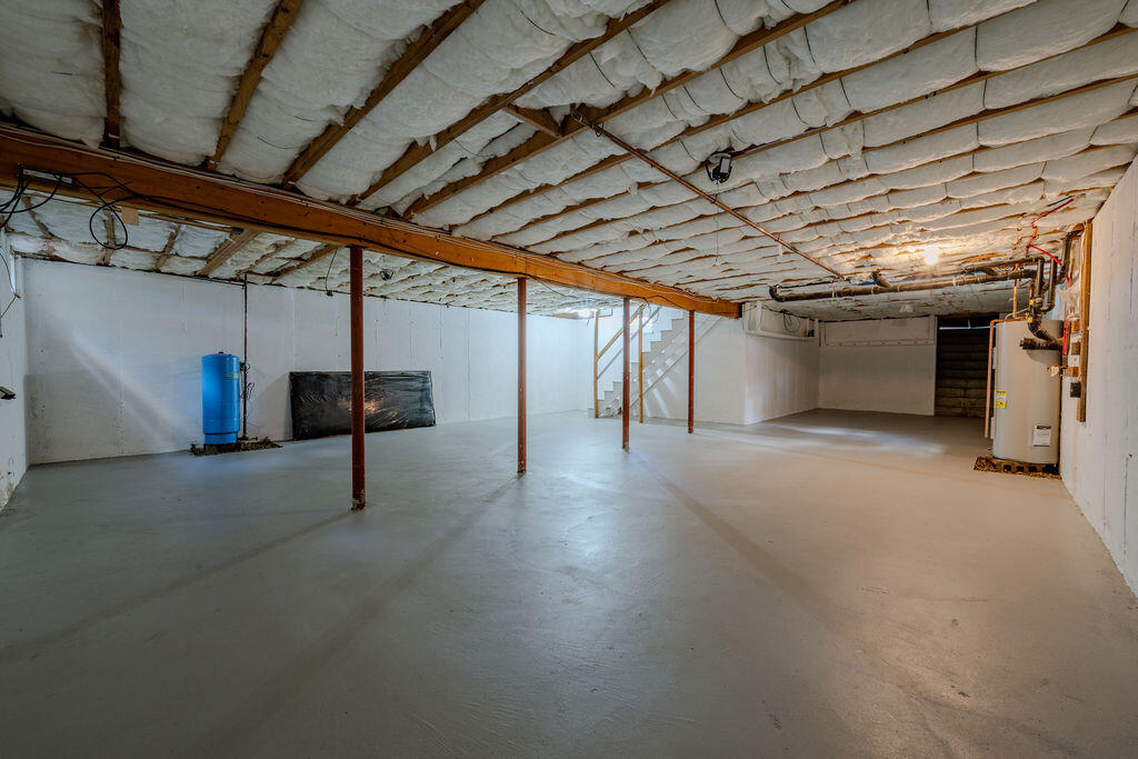 100 East Hill Road Wellfleet, MA 02667 - Photo 29 of 53 100_East_Hill-43