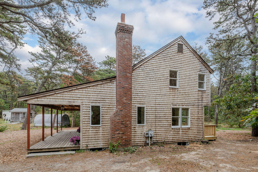 100 East Hill Road Wellfleet, MA 02667 - Photo 33 of 53 EastHillNewSiding-6