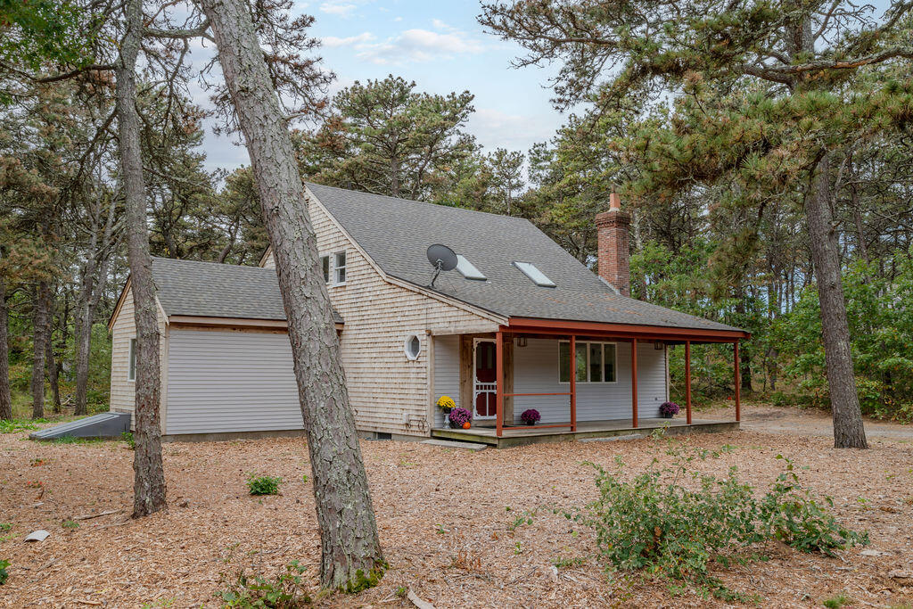 100 East Hill Road Wellfleet, MA 02667 - Photo 37 of 53 EastHillNewSiding-13