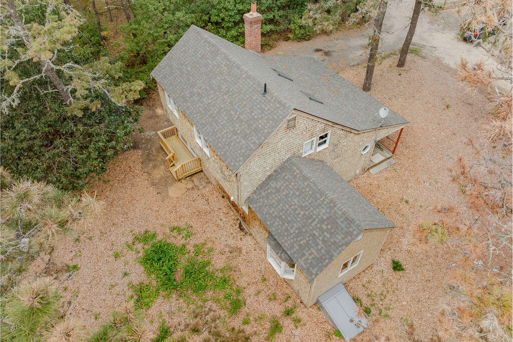 100 East Hill Road Wellfleet, MA 02667 - Photo 38 of 53 EastHillNewSiding-17