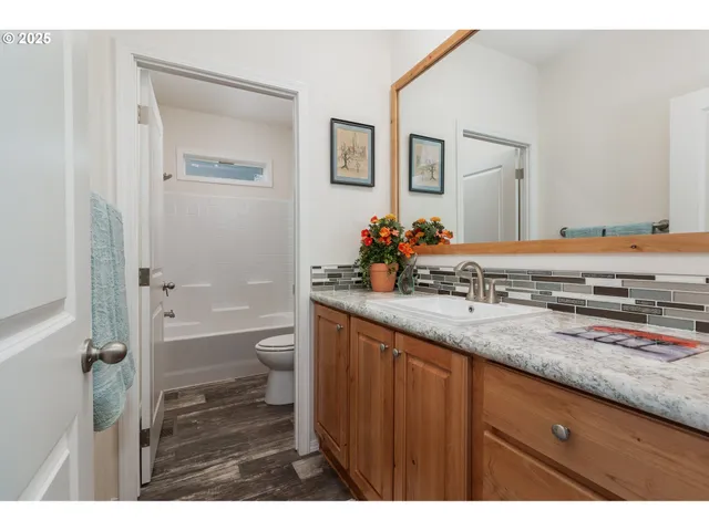 $387,000 | 265 Hazelton Place, Depoe Bay, OR 97341