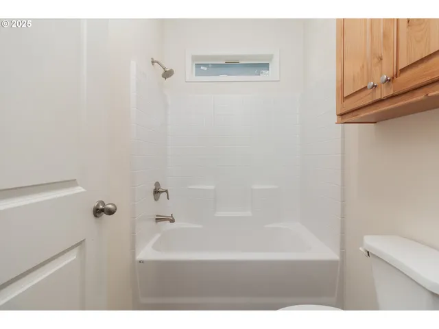 $387,000 | 265 Hazelton Place, Depoe Bay, OR 97341