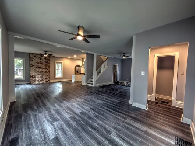 $239,900 | 623 South 4th Street, Watseka, IL 60970