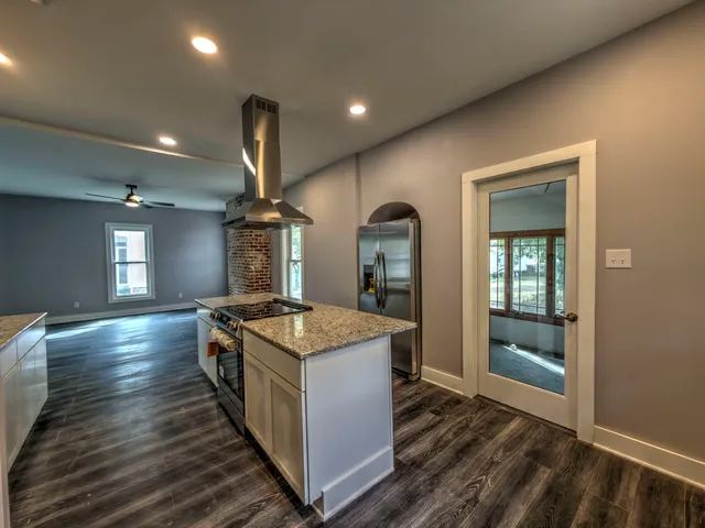 $239,900 | 623 South 4th Street, Watseka, IL 60970