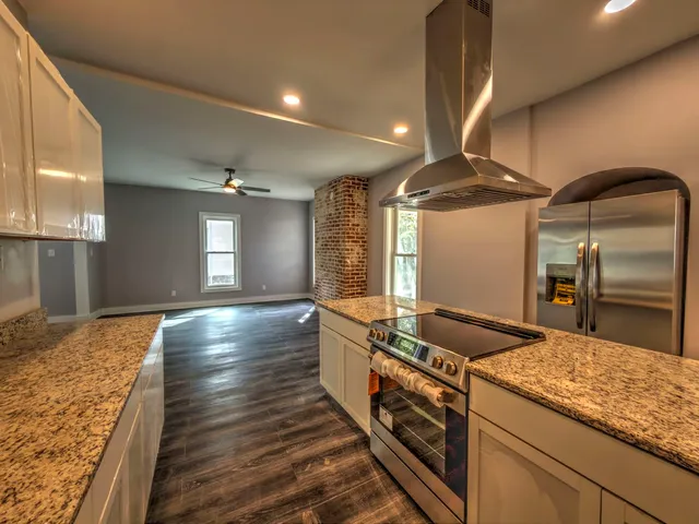 $239,900 | 623 South 4th Street, Watseka, IL 60970