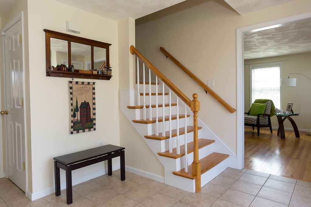 33 Webb Brook Road Billerica, MA 01821 - Photo 3 of 24 a view of entryway and hall
