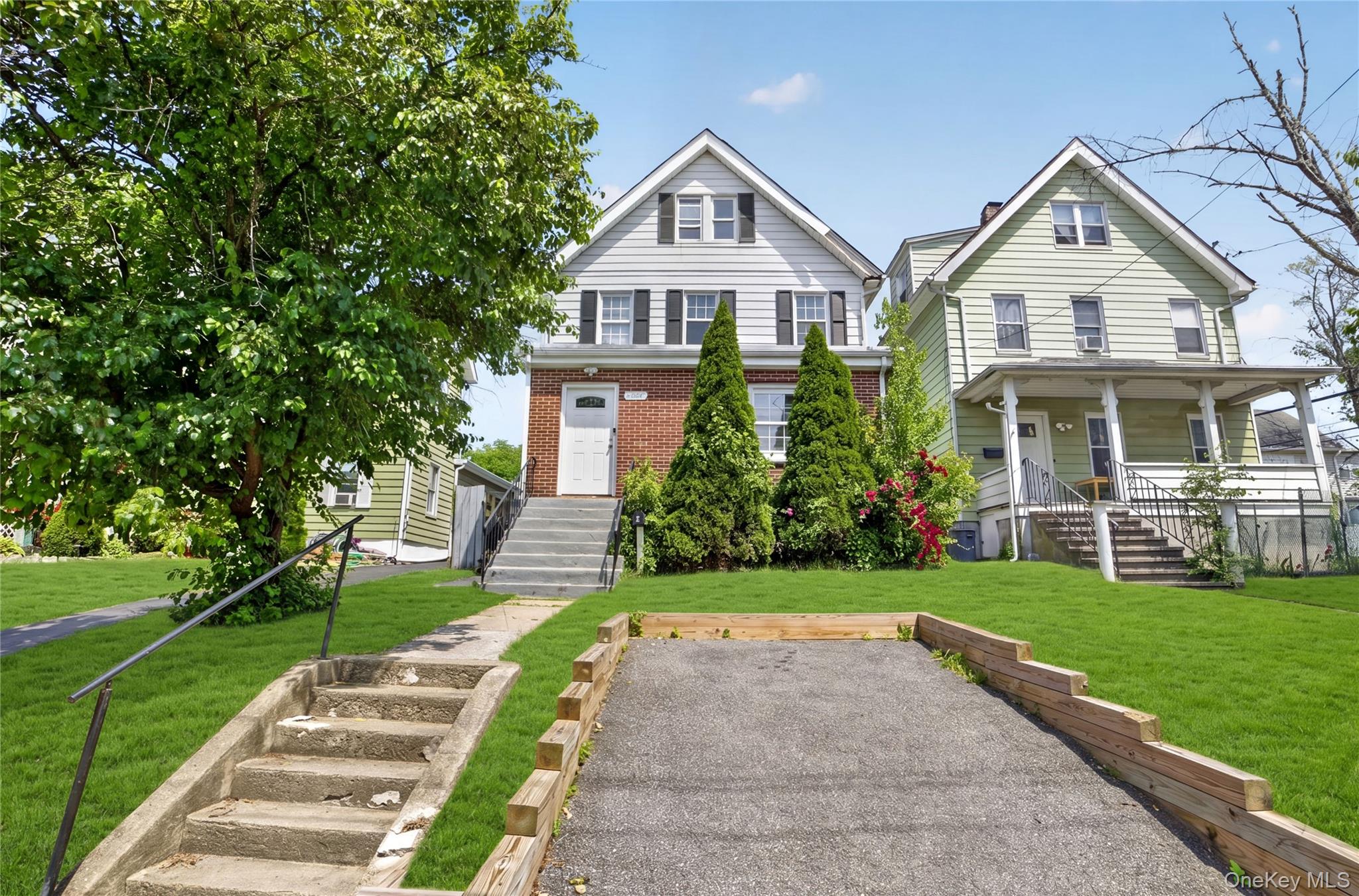 239 Fremont Street Peekskill, NY 10566 - Photo 2 of 43 Driveway for one car
