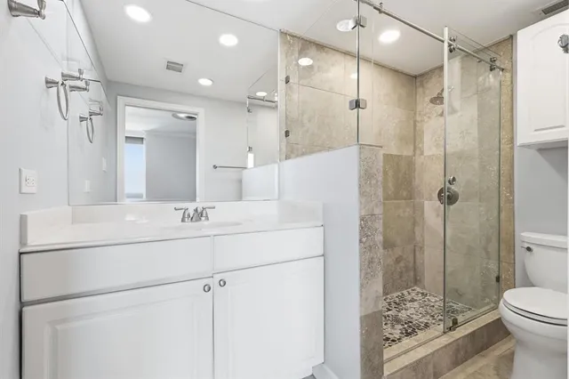 $3,700 | 6211 West Northwest Highway, Unit 2904, Dallas, TX 75225