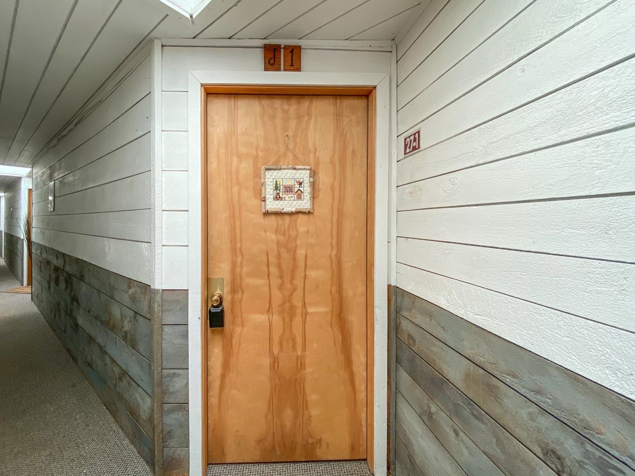 27 Condo Road, Unit J1 Campton, NH 03223 - Photo 4 of 32 Gallery Image 4