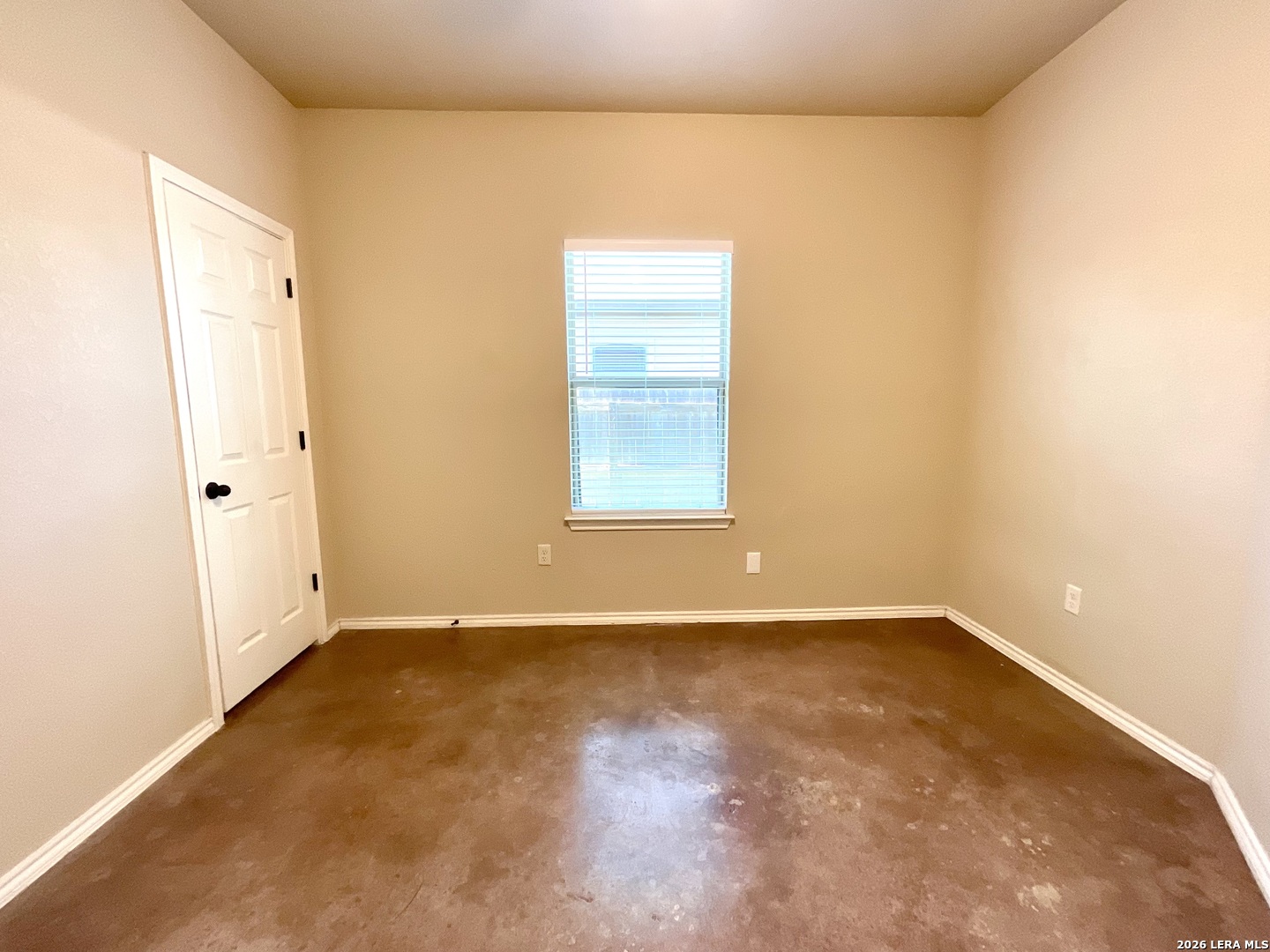 2575 Pahmeyer Road New Braunfels, TX 78130 - Photo 24 of 31 an empty room with a window