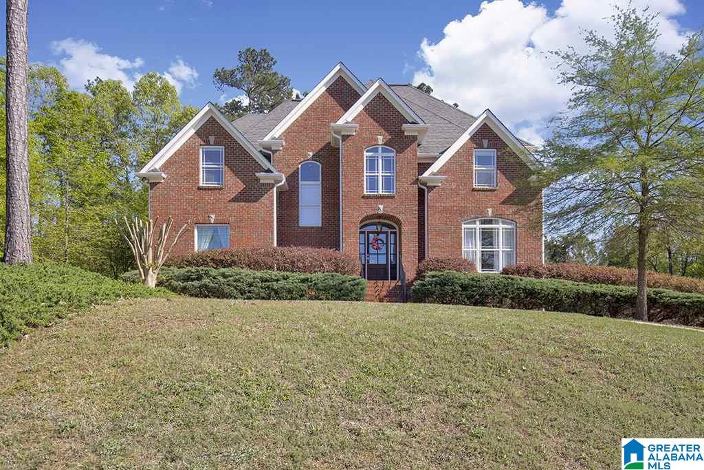 228 Grande View Circle Alabaster, AL 35114 - Photo 2 of 31