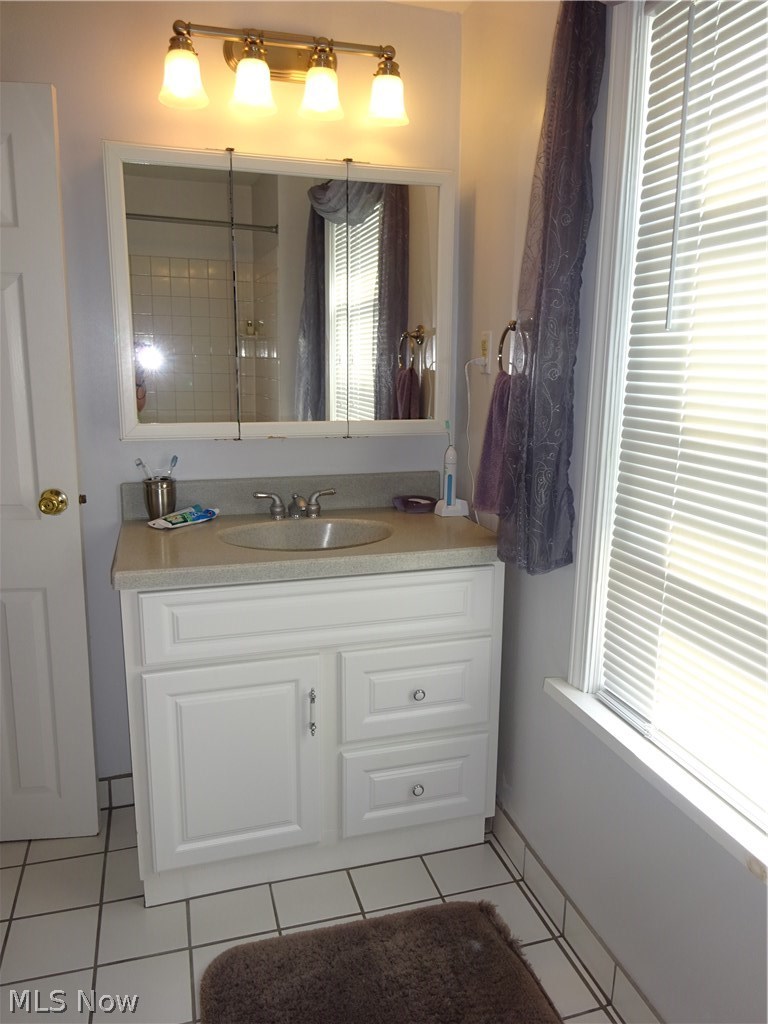 2320 Edgerton Road Cleveland, OH 44118 - Photo 17 of 25