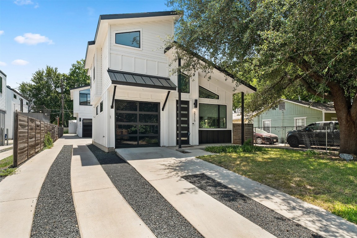 2715 East 3rd Street, Unit 1 Austin, TX 78702 - Photo 2 of 23