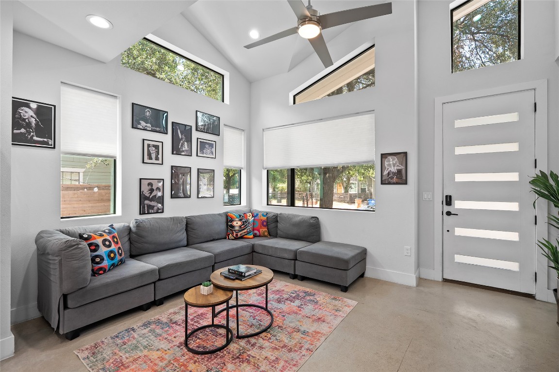 2715 East 3rd Street, Unit 1 Austin, TX 78702 - Photo 5 of 23