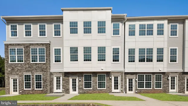 $584,990 | 130 Leona Stewart Lane, Pennington, NJ 08534