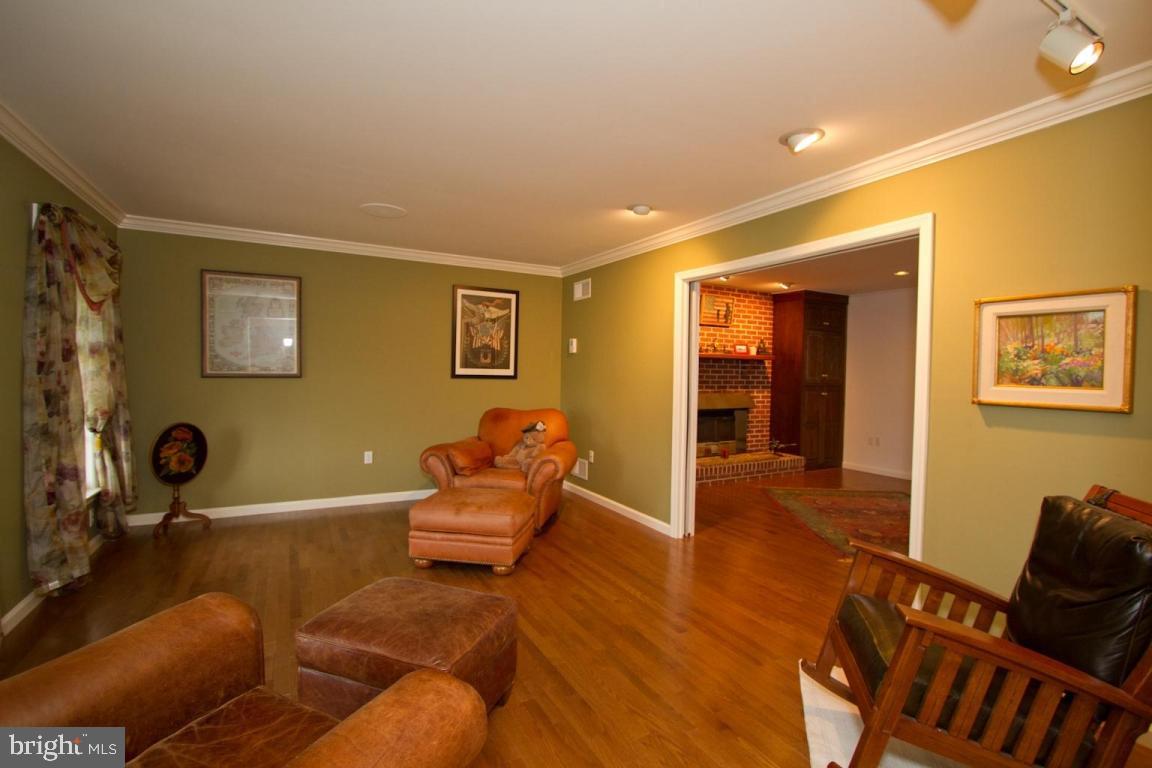 2984 Shenck Road Manheim, PA 17545 - Photo 12 of 38