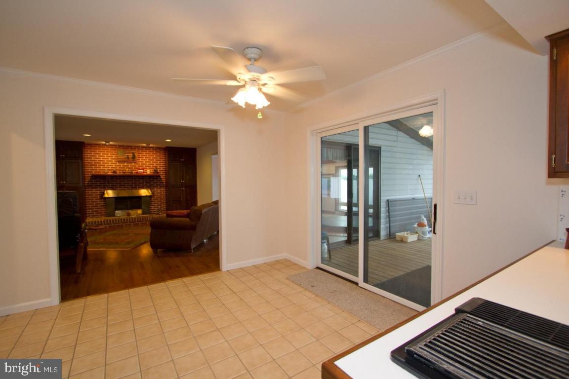 2984 Shenck Road Manheim, PA 17545 - Photo 6 of 38