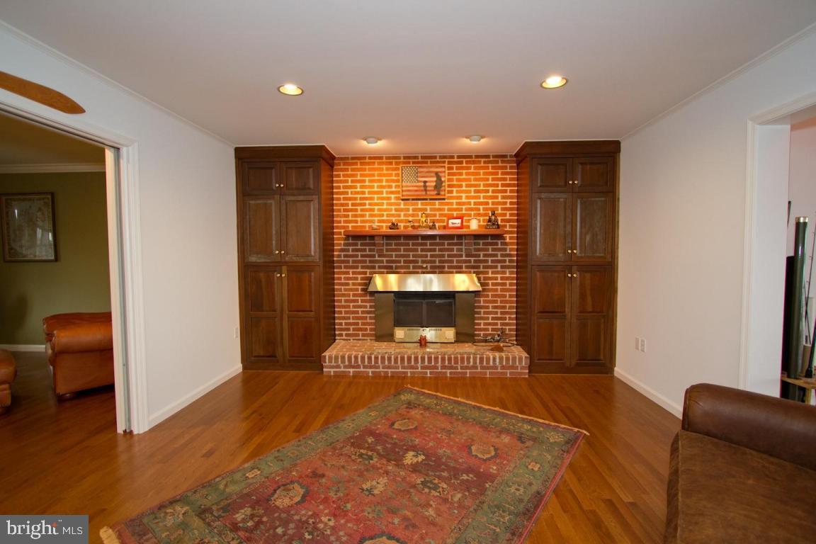 2984 Shenck Road Manheim, PA 17545 - Photo 9 of 38