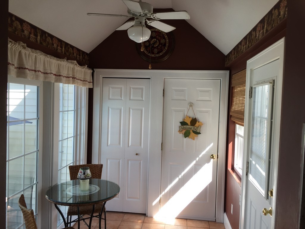 68 Colasanti Road Weymouth, MA 02191 - Photo 3 of 12