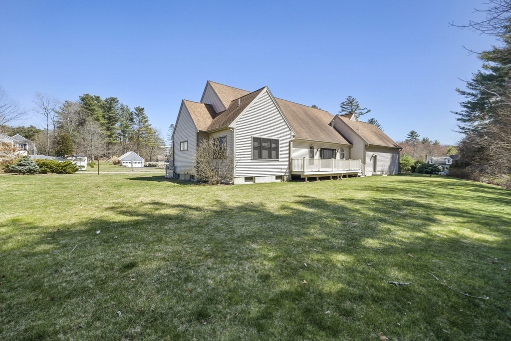 3 Christopher Lane Hanson, MA 02341 - Photo 28 of 33