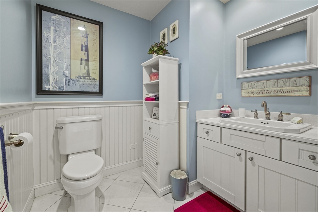 3 Christopher Lane Hanson, MA 02341 - Photo 4 of 33