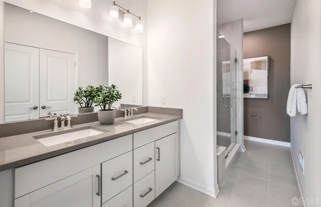 $734,925 | 513 Sadie Circle, New Brunswick, NJ 08901