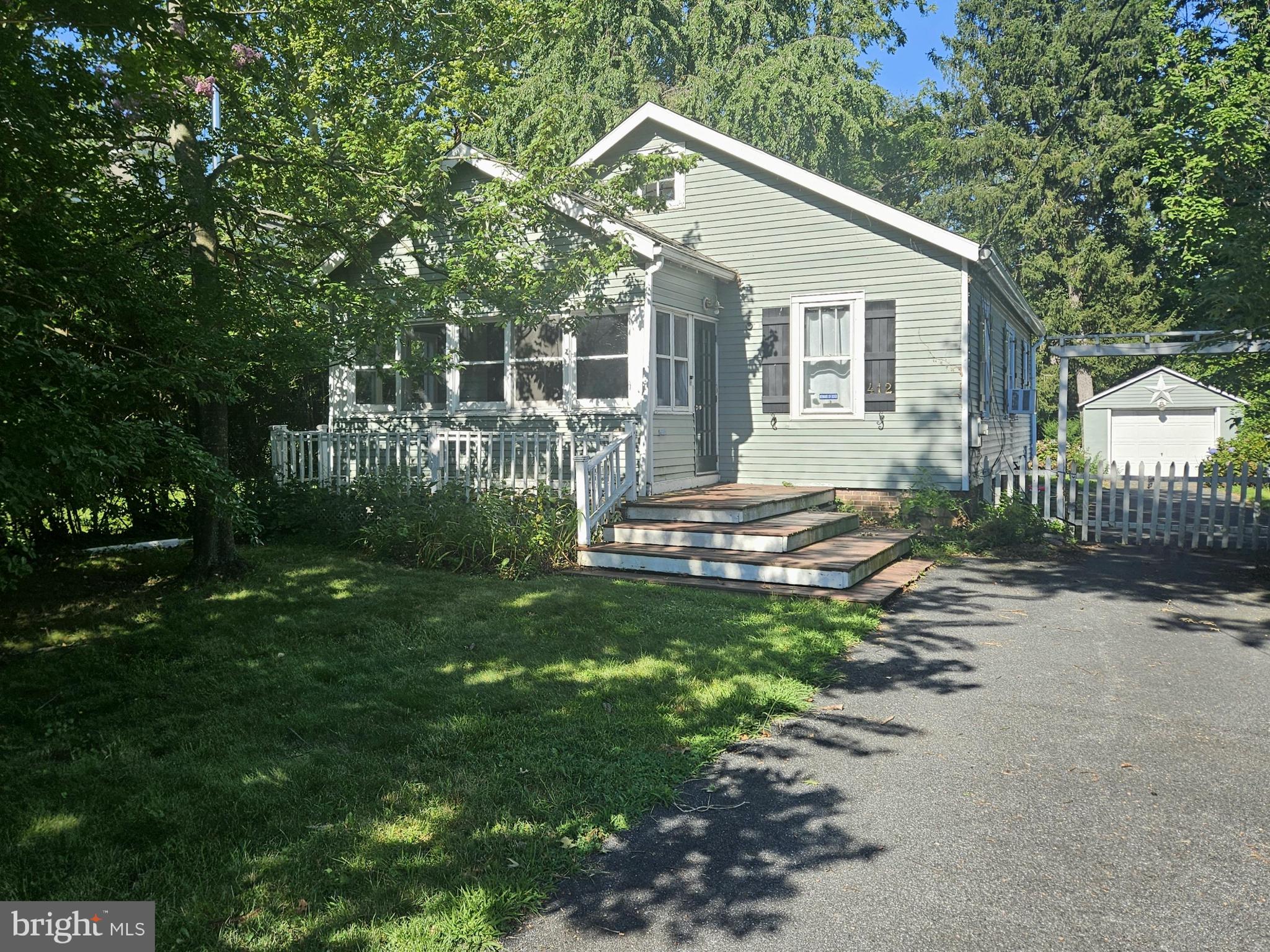 412 Marsh Road Wilmington, DE 19809 - Photo 1 of 24 Gallery Image 1