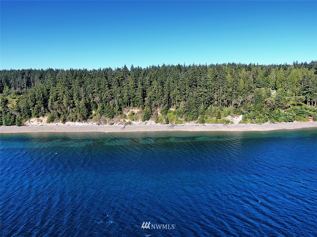 4420 East Harbor Road Freeland, WA 98249 - Photo 3 of 40 Gallery Image 3