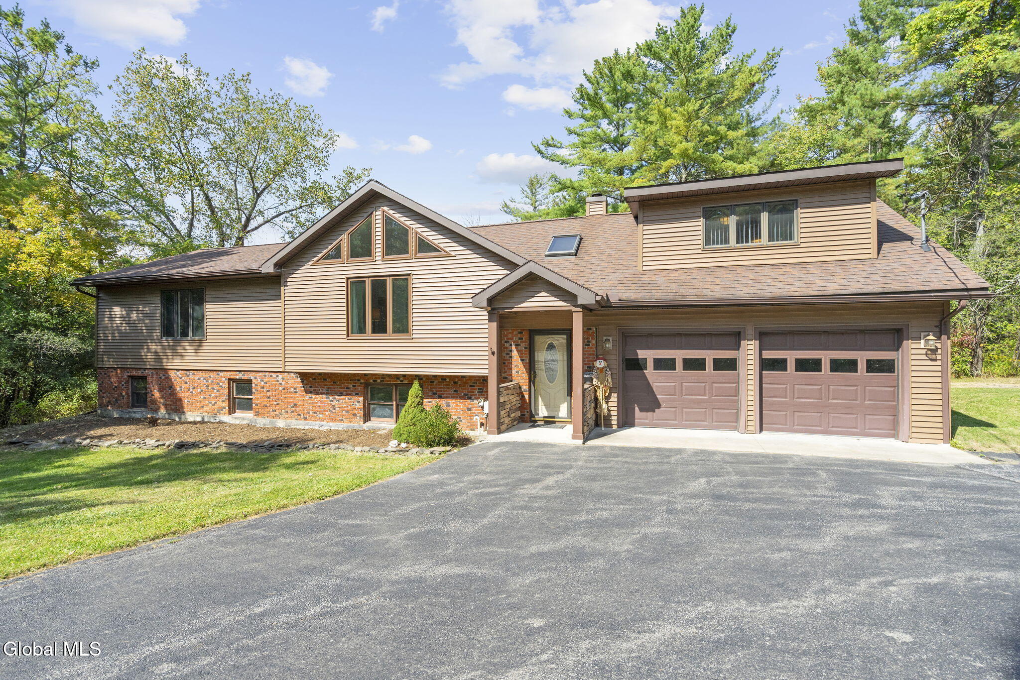 827 Rector Road Glenville, NY 12302 - Photo 1 of 46 01 7-web-or-mls-827-rector-rd