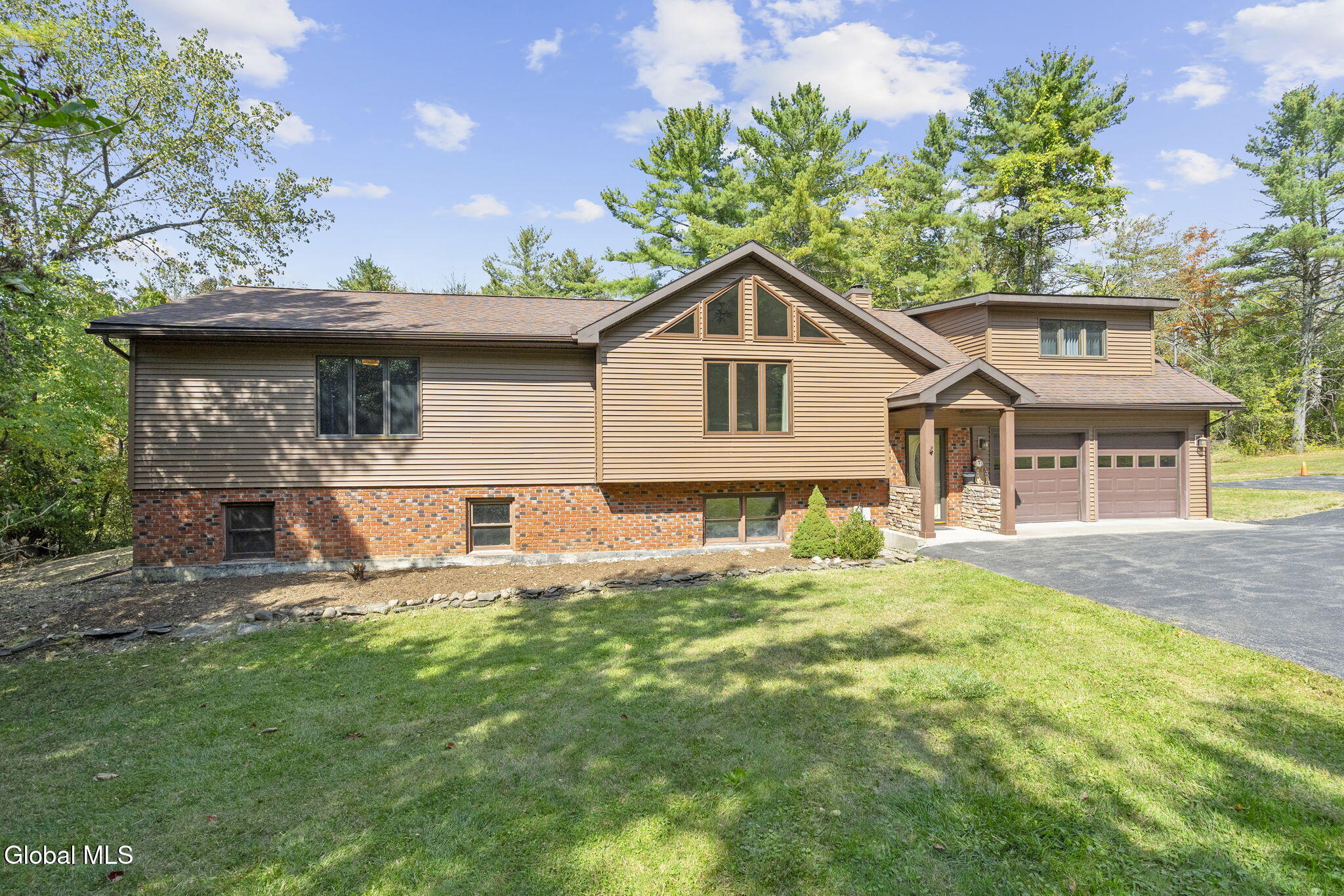 827 Rector Road Glenville, NY 12302 - Photo 2 of 46 1-web-or-mls-827-rector-rd
