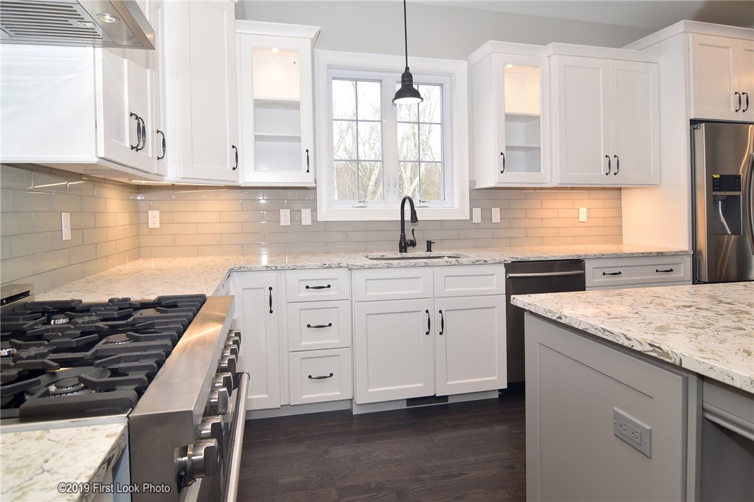 74 Cedar Forest Road Smithfield, RI 02917 - Photo 11 of 40 Gallery Image 11