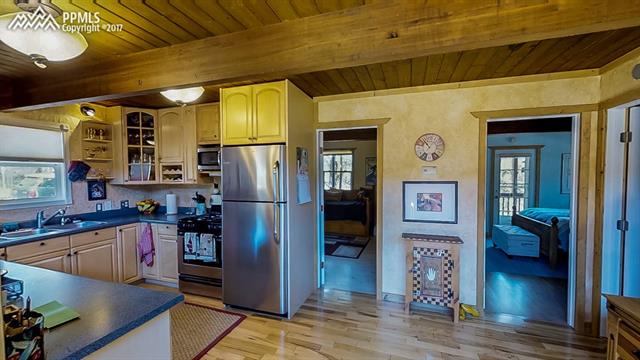 351 Timber Ridge Road Divide, CO 80814 - Photo 11 of 29