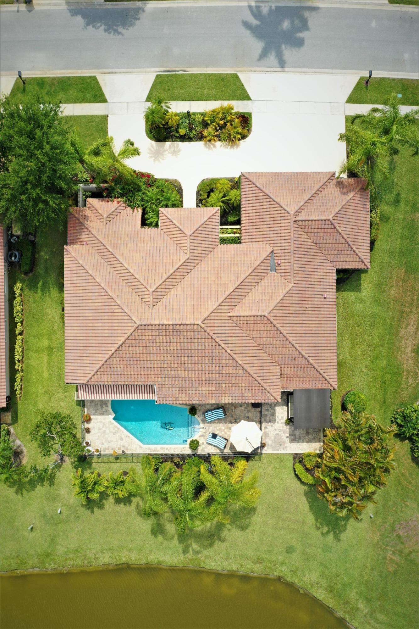 17610 Sealakes Drive Boca Raton, FL 33498 - Photo 35 of 39 Aerial View