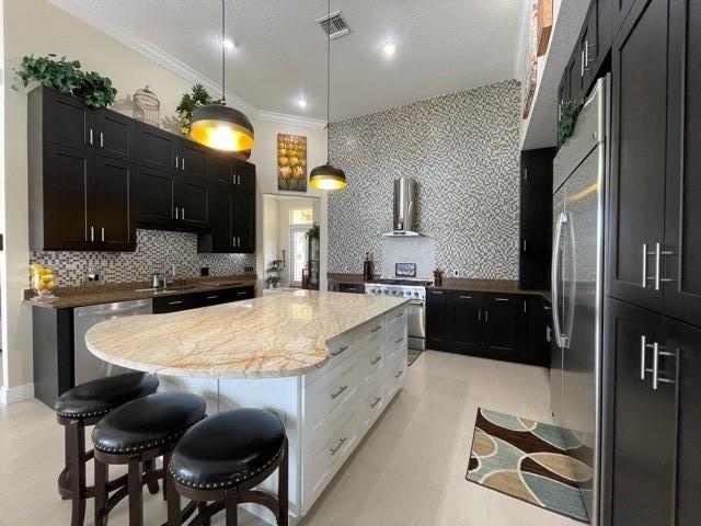 17610 Sealakes Drive Boca Raton, FL 33498 - Photo 6 of 39 Chef's kitchen with gas stove