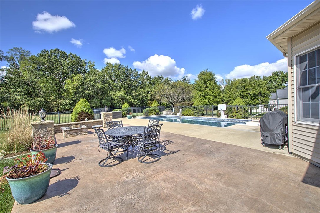 4115 Meadow Park Drive Decatur, IL 62521 - Photo 41 of 48 Gallery Image 41