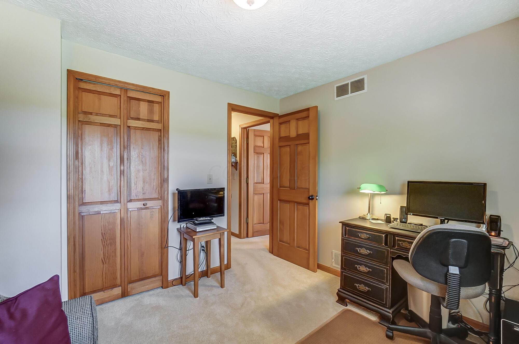 8601 Roberts Road Galloway, OH 43119 - Photo 42 of 92 Bedroom # 3