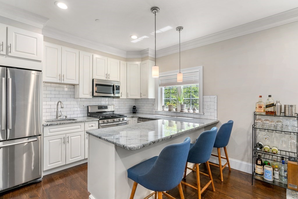 3 Monmouth Street, Unit 2 Boston, MA 02128 - Photo 1 of 15