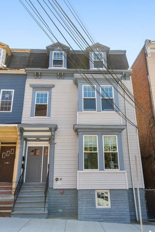 3 Monmouth Street, Unit 2 Boston, MA 02128 - Photo 14 of 15
