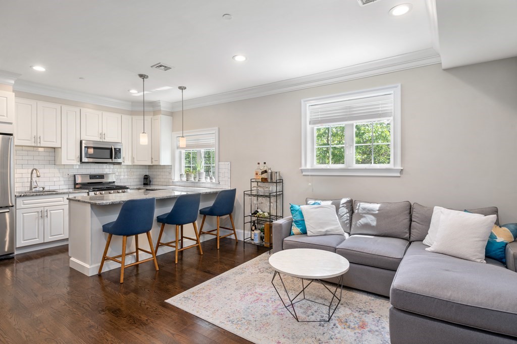 3 Monmouth Street, Unit 2 Boston, MA 02128 - Photo 5 of 15