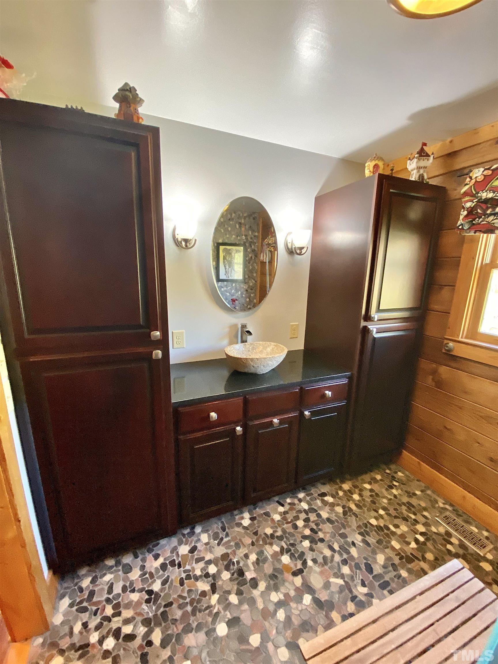 533 Enon Road Oxford, NC 27565 - Photo 27 of 95
