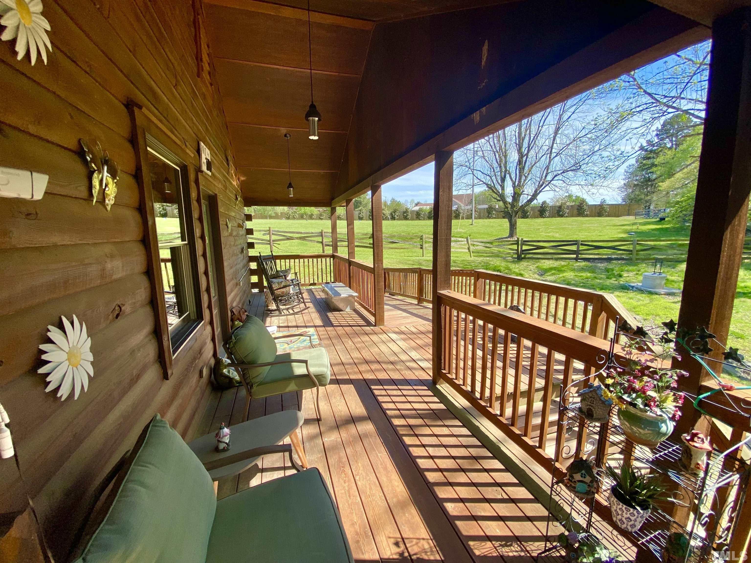 533 Enon Road Oxford, NC 27565 - Photo 4 of 95 a view of balcony with furniture