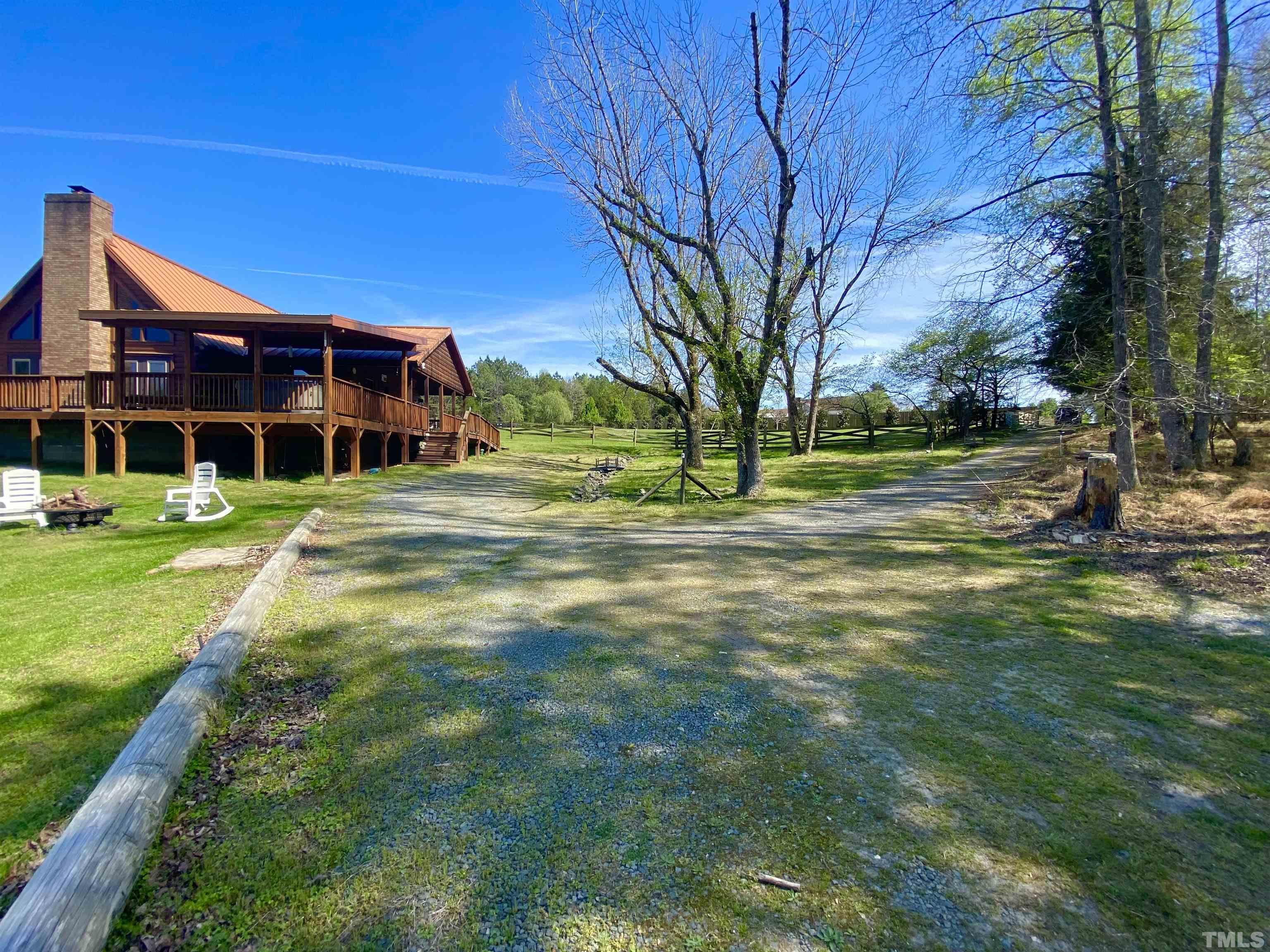 533 Enon Road Oxford, NC 27565 - Photo 67 of 95 a view of a building with a big yard