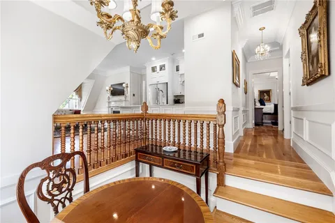 $4,500 | 541 Bellevue Avenue, Unit 5, Newport, RI 02840