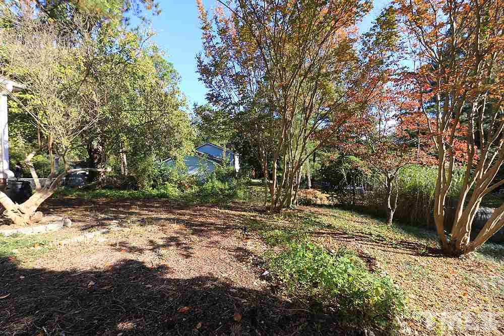 3600 Morningside Drive Raleigh, NC 27607 - Photo 22 of 30 a view of a tree with a yard