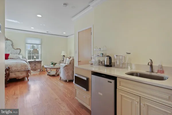 $2,900,000 | 11409 Highland Farm Court, Potomac, MD 20854