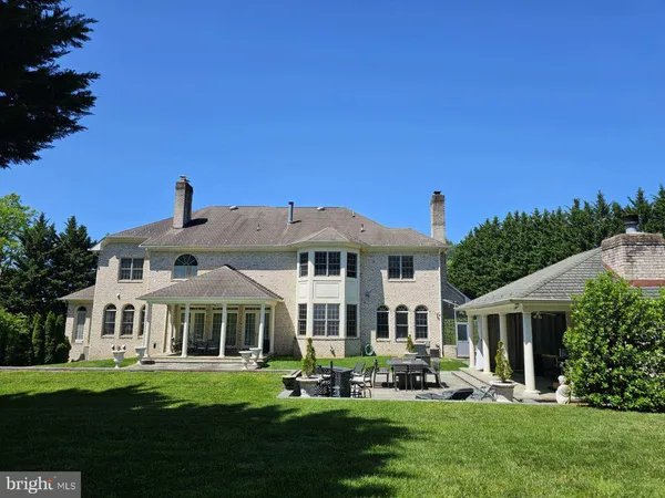 $2,900,000 | 11409 Highland Farm Court, Potomac, MD 20854